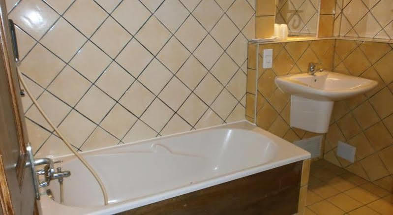 Le Vieux Cep Hotel Cilaos Luaran gambar